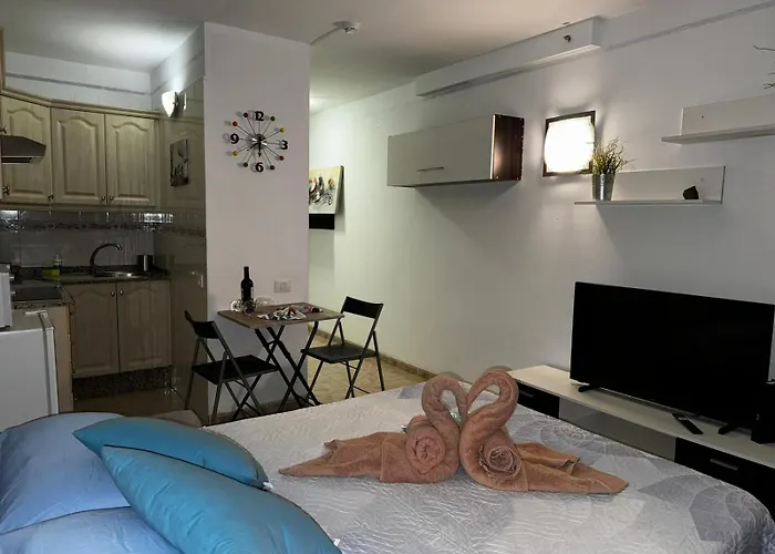 Paseo De Gracia - Lovely By The Sea! * Los Cristianos (Tenerife)